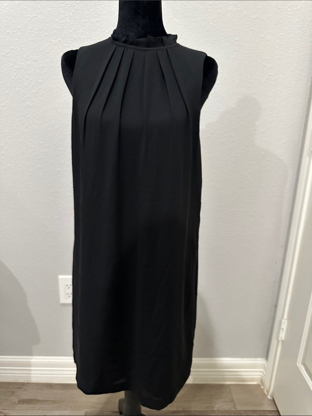 H&M Black Sleeveless Pleated High-Neck Midi Dress